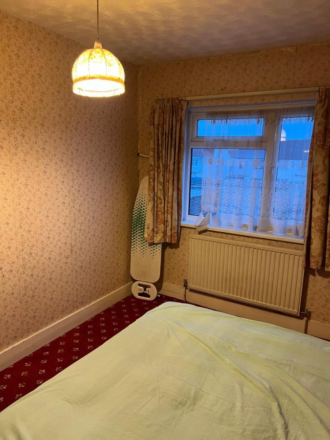 Apartmán Whitby Road House Canvey Island Exteriér fotografie